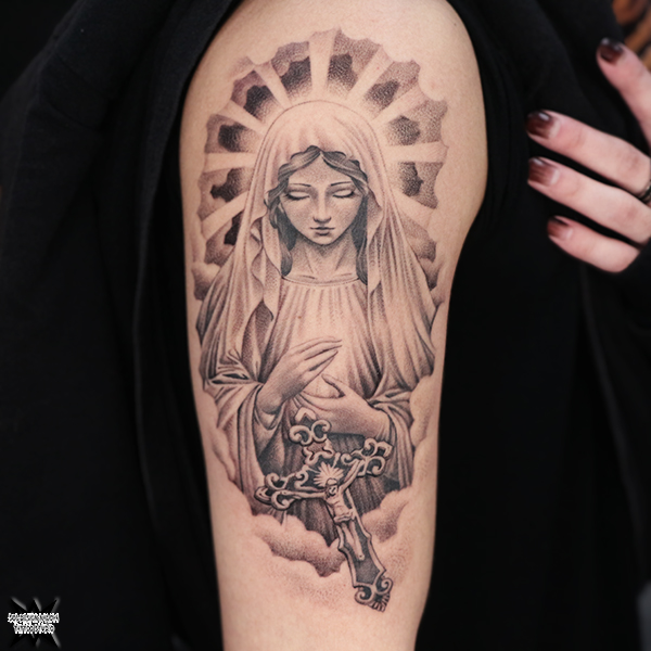 大須　タトゥー